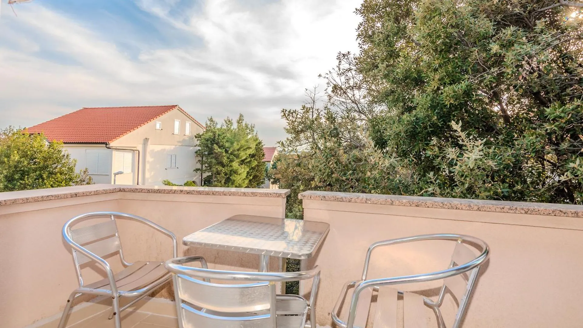 Apartments Tauzer Mandre