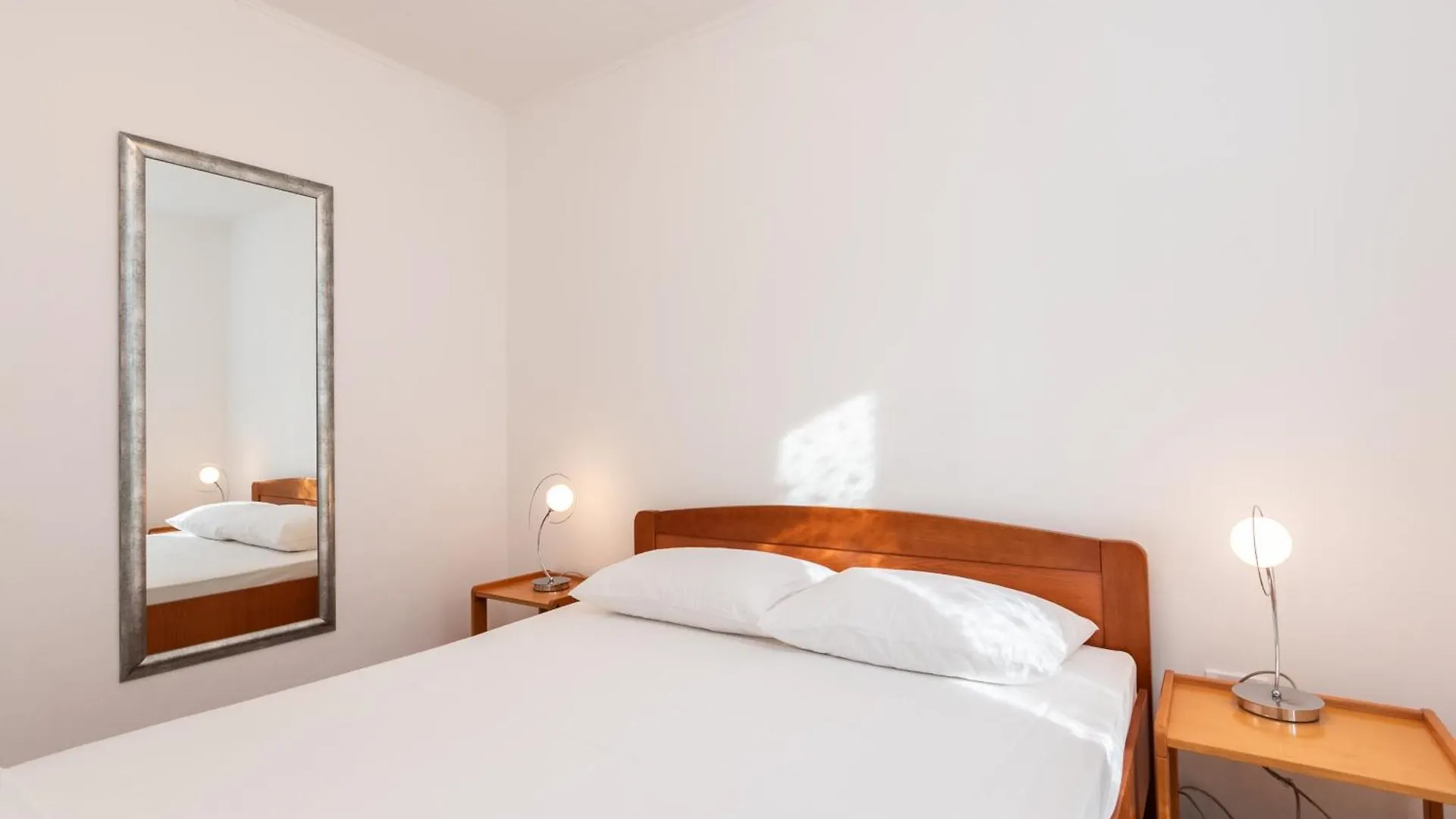 Apartments Tauzer Mandre