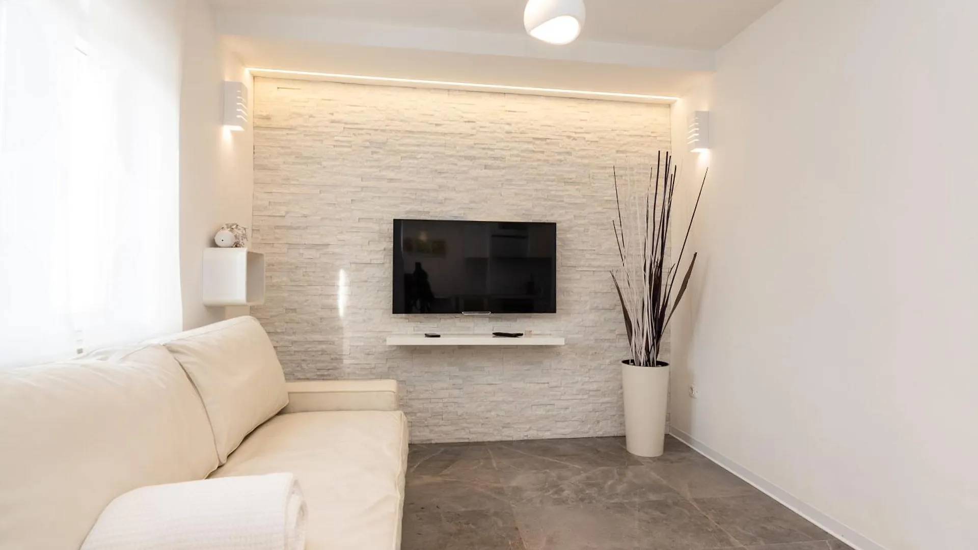 Apartments Tauzer Mandre